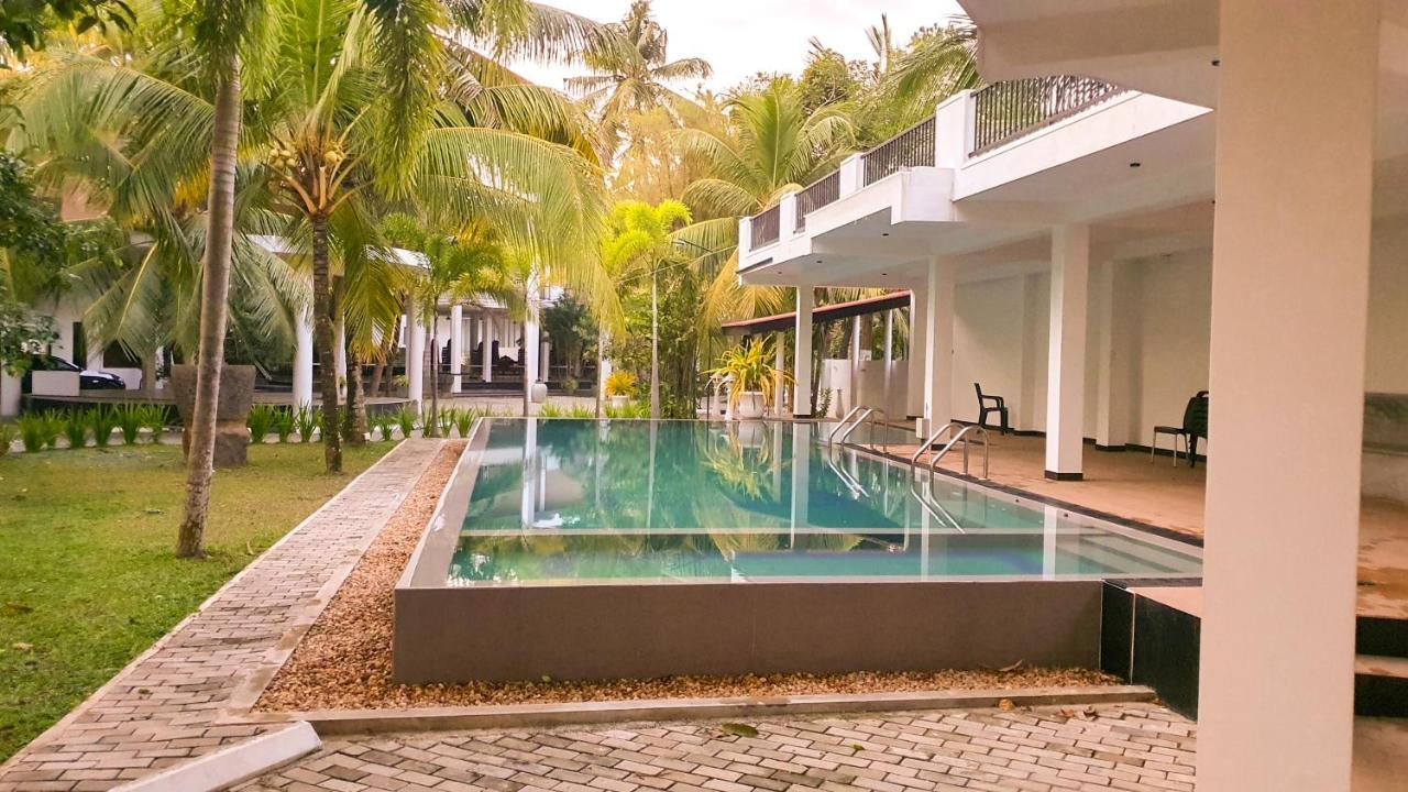 A Pousada Tamarind Moon Dikwella Exterior foto